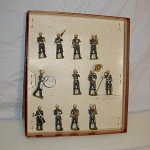 Set 2117   US Army Band in Khaki (Replaced set no. 1301. Produced 1956-1961.)