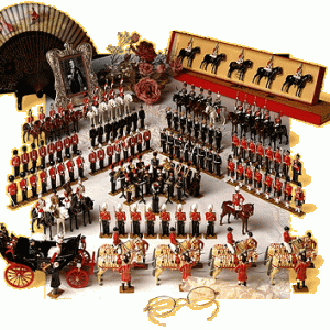 100 Queen's Own Presentation Box of Toy Soldiers