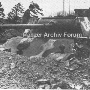 Sd.Kfz. 171 Panzerkampfwagen V R01 in Schirwindt 1945 (4)