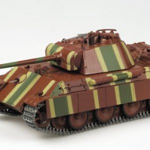 3rd Issue: Late Version German Sd. Kfz. 171 PzKpfw V Panther Ausf. G Command Tank, Kummersdorf, Oderfront, 1945 (1:35 Scale)