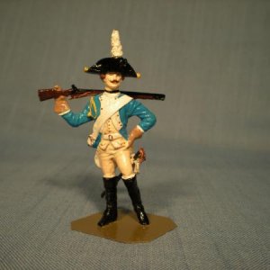 A dragoon from the Krockow Regiment (Nr 2).  This is an old Vallance casting.  I believe that the pose is based on a Lefferts print of a Brunswick dra