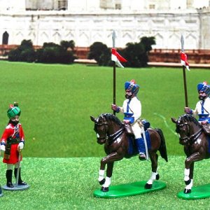 Town & Country Set No. C45A-I ndian Officer and wife and two Sowars, PW 16.