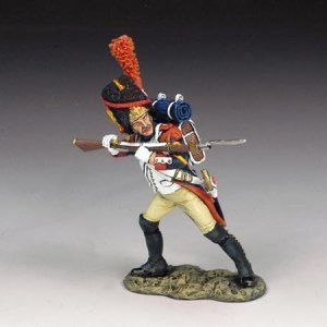 King and Country Napoleonics Guard Performing Bayonet Drill NA151(L)