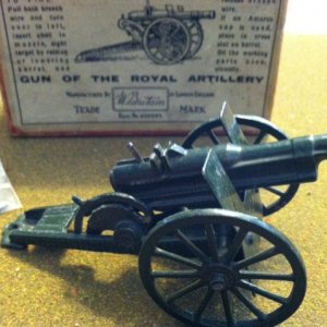 Britains 1292   Howitzer