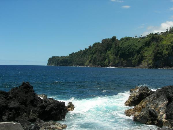 100 1569

Laupahoahoa village harbor. Wiped out in 1946 in Tsunami