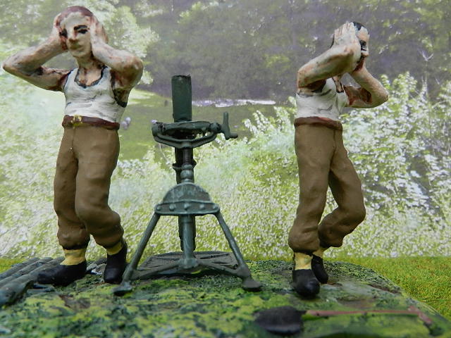 3" mortar crew