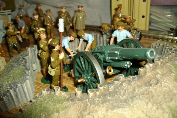 6 inch howitzer by W. Britains