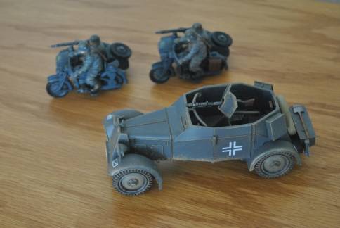 Adler Kfz 13 w/motorcycle & sidecar tandem