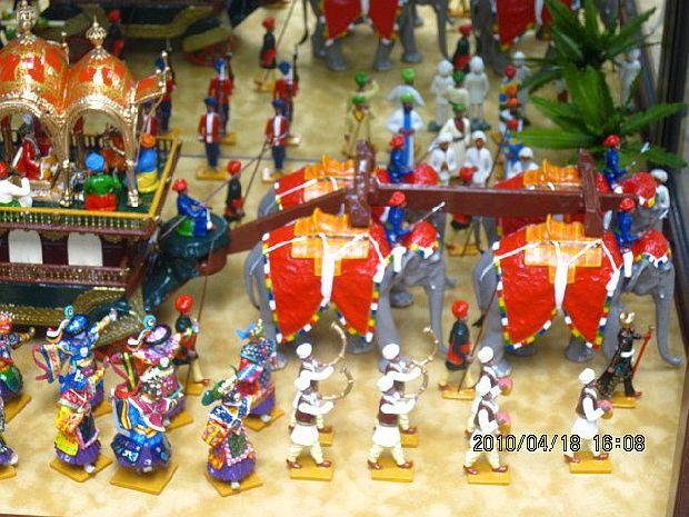 BG062-Alwars Carriage