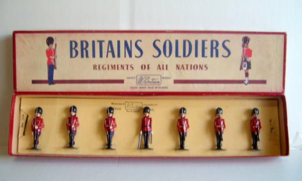 Britains # 2078. Irish Guards At The Present. Well pleased getting this set of Irish Guards being my old Dad's Regiment. I was lucky getting the origi