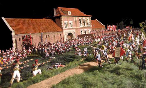 British Guards are aided by Nassau troops in repelling French voltigeurs