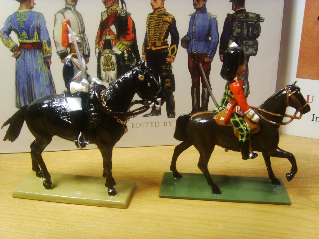 buttet B&R Trooper & William Britain for comparison