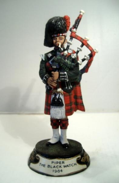 Chas Stadden #125. Piper The Black Watch - 1984. ++