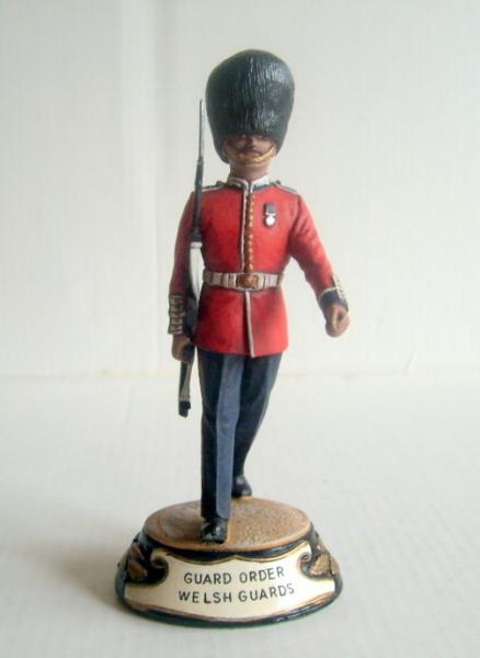 Chas Stadden # 37. Guard Order Welsh Guards. ++