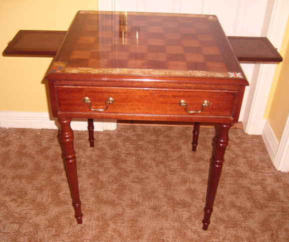 Chas Stadden American Revolutionary War Chess set. Showing the whole specially made Mahogany table for the set. The table has a drawer either side for