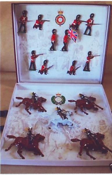 Dennis Britains Centenary set. Just to show how this set comes in a two tier box, with the 13th Hussars & the Royal Fusiliers.