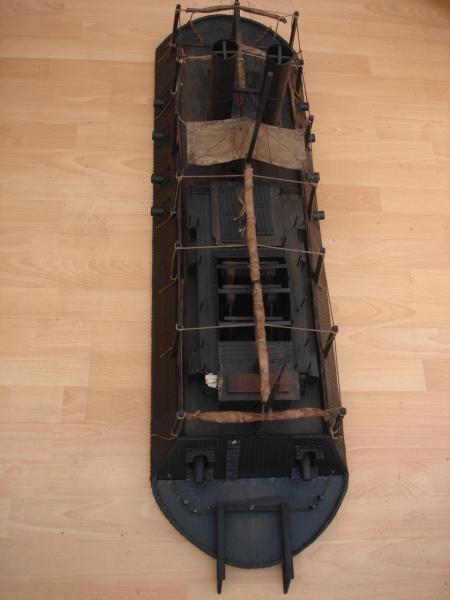 DSC05372.USS.CAIRO Union Ironclad Riverboat.
Overview from the stern, part awning, awning center rail and steering rudder mechanism