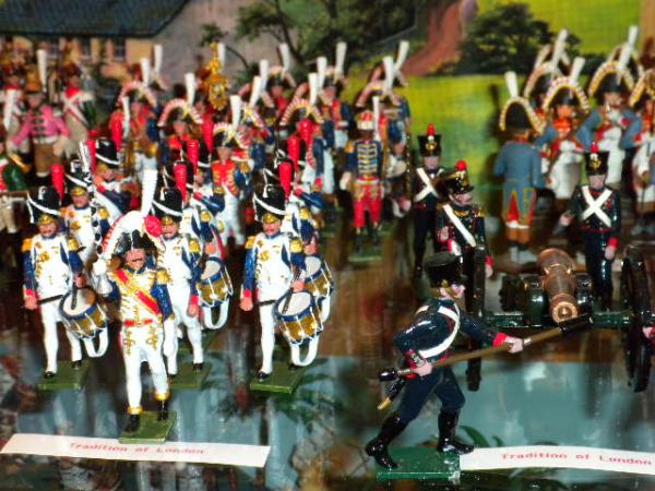 Imperial Guard mass band and French Line Artillery (by Tradition of London)