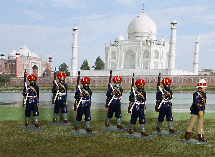 INDIAN ARMY MOUNTAIN ARTILLERY WITH BRITISH OFFICER