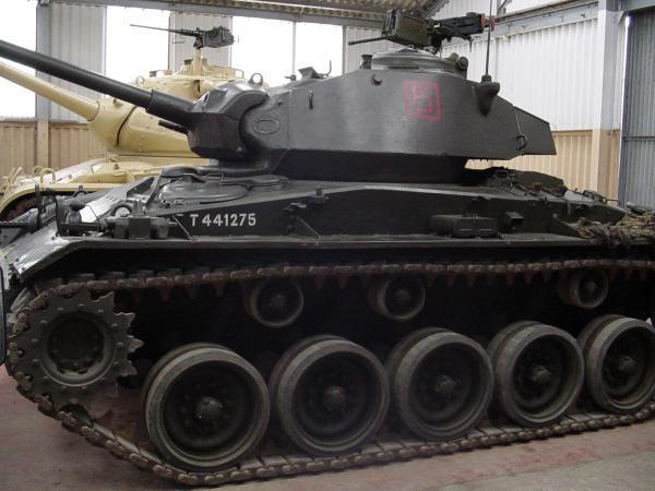 M-24 Chaffee 1