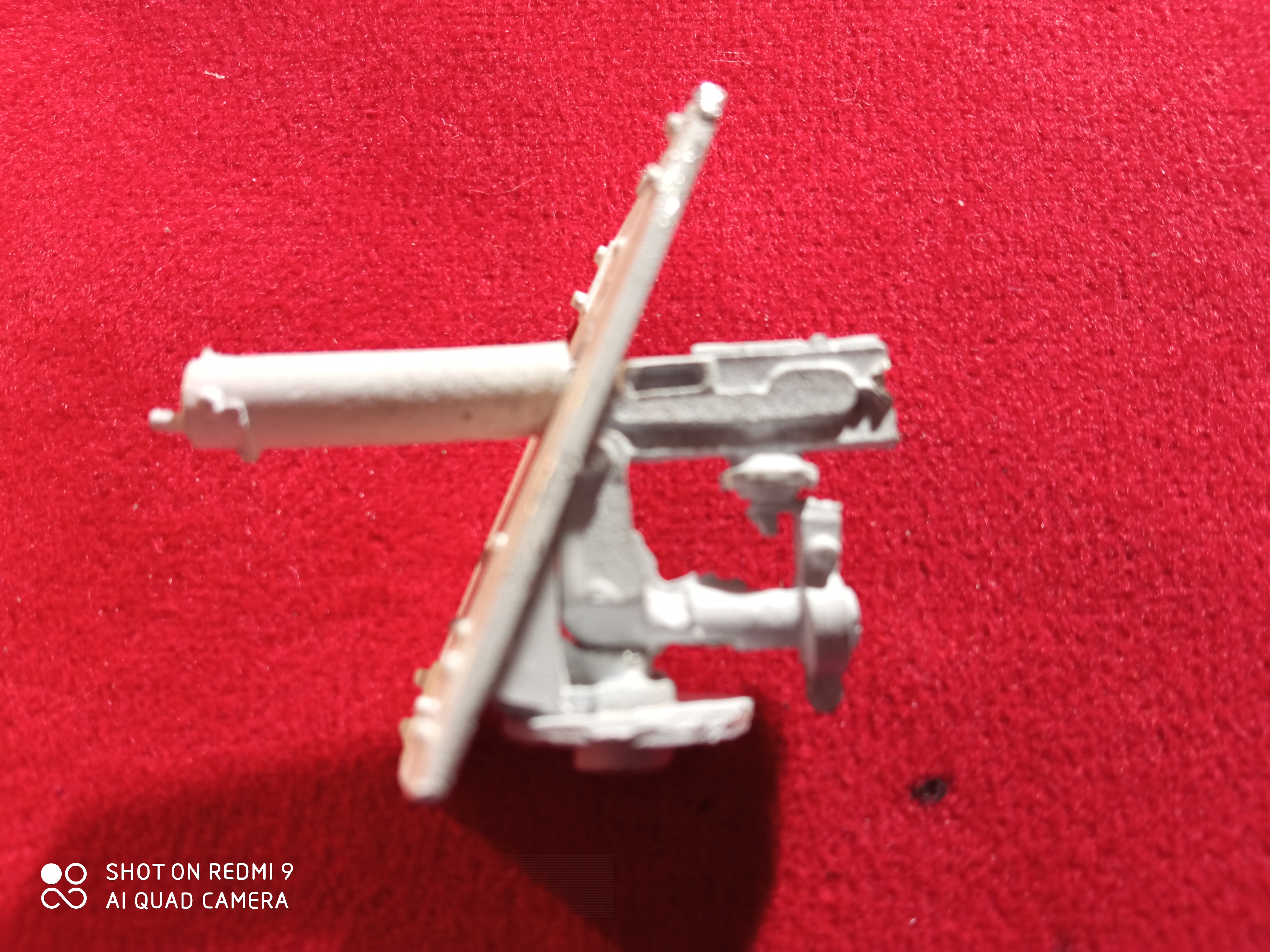 Maxim gun basic assembly.jpg