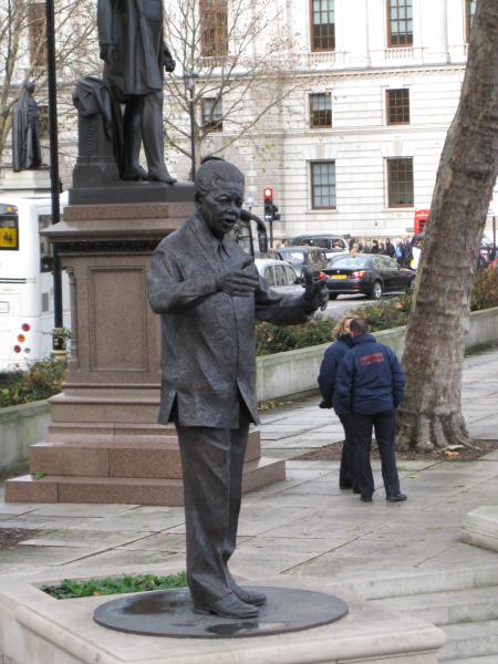 Nelson Mandela statue, Parliament Square