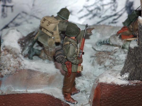 Probing snow Ardennes '44