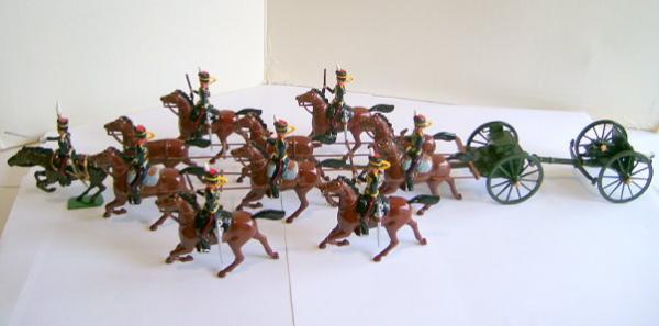 RHA Gun & Limber with Outriders. The Gun & Limber set is the Dennis Britains Centenary Set. The officer was from the Britains Hollowcast series #40199