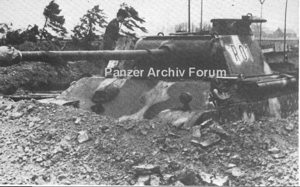 Sd.Kfz. 171 Panzerkampfwagen V R01 in Schirwindt 1945 (4)