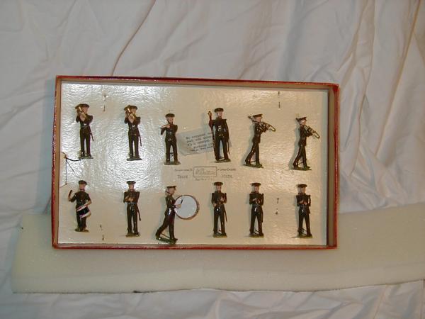 Set 1301   US Army Band (Produced 1946 -1955. Replaced by set 2117 in 1956.)