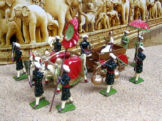 Set #144-Princess of Tanjore and attendants(13 pieces)