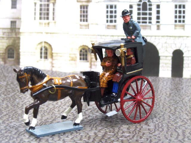 Town & Country C 63 Hanson Cab with Holmes and Watson by Trophy