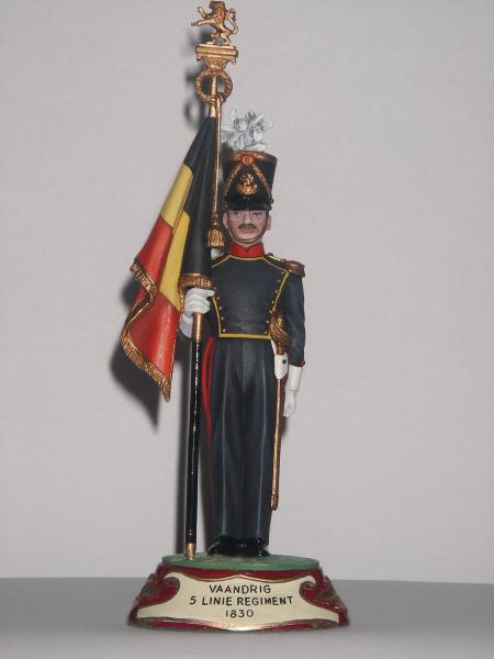 Vaandrig 5th Linie Regiment 1830. Painted by Denise Stadden.