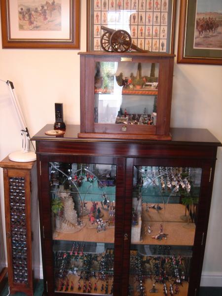 Yet another cabinet full of soldiers, I don't know about you guys but I cannot pass a store selling cabinets without a good look inside for potential 